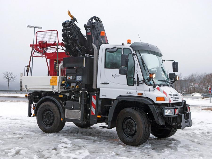  Mercedes-Benz Unimog U400 2000 года  (фото 16 из 19)